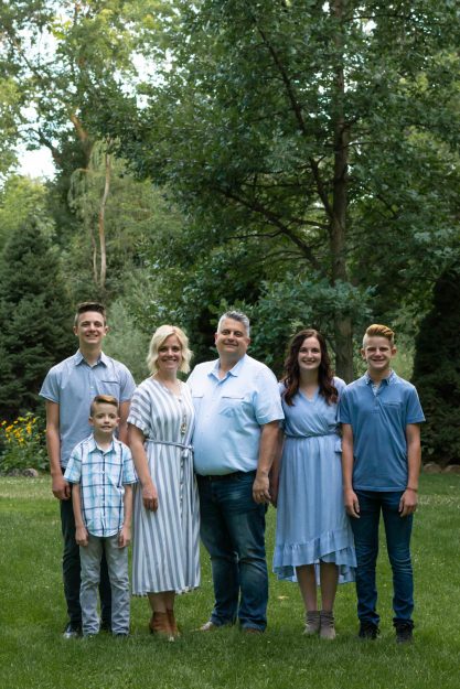 Emilee-Wright-Hogge-Family-Pictures-in-the-Park