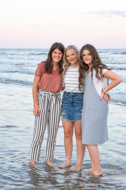 Beach-Portraits-at-Sunset-