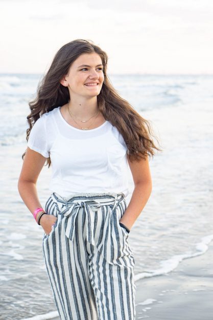 Beach-Portraits-at-Sunset-