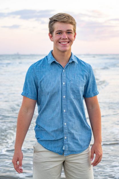 Beach-Portraits-at-Sunset-