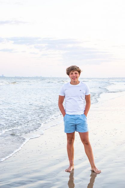 Beach-Portraits-at-Sunset-